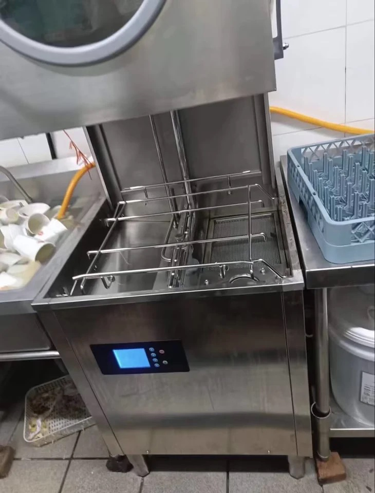 Powerful Electric Dish Washing Machine for Hotels and Cafes