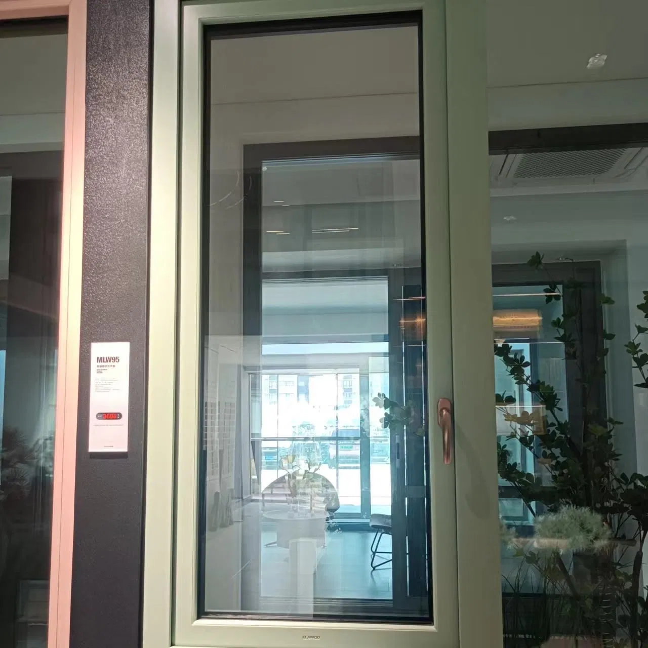 High Security Energy Efficient Wood-Aluminum Composite Outswing Casement Window for Villa Houses