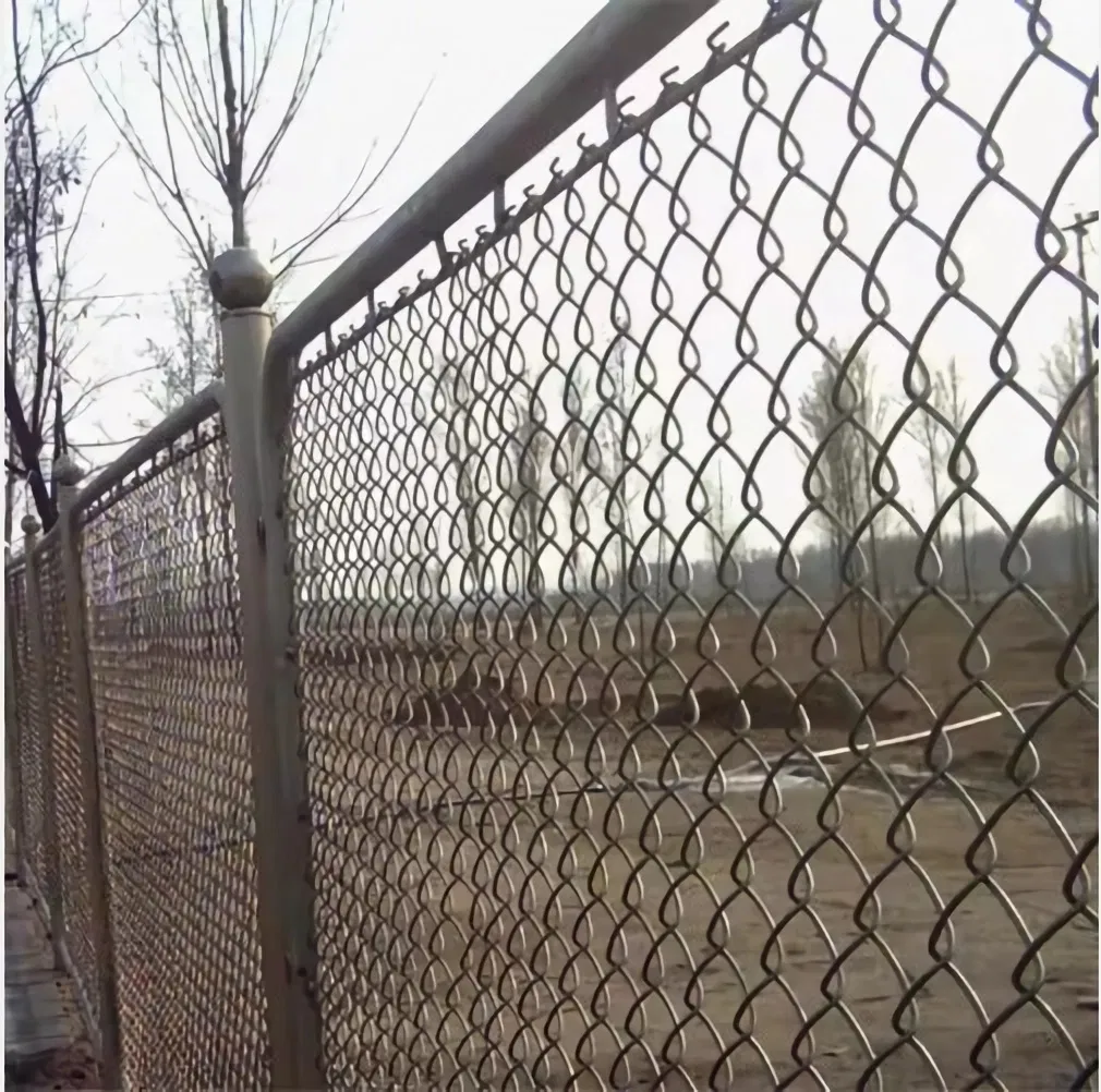Cheap Galvanized Diamond Wire Netting PVC Chain Link Fence for Seaside Fence