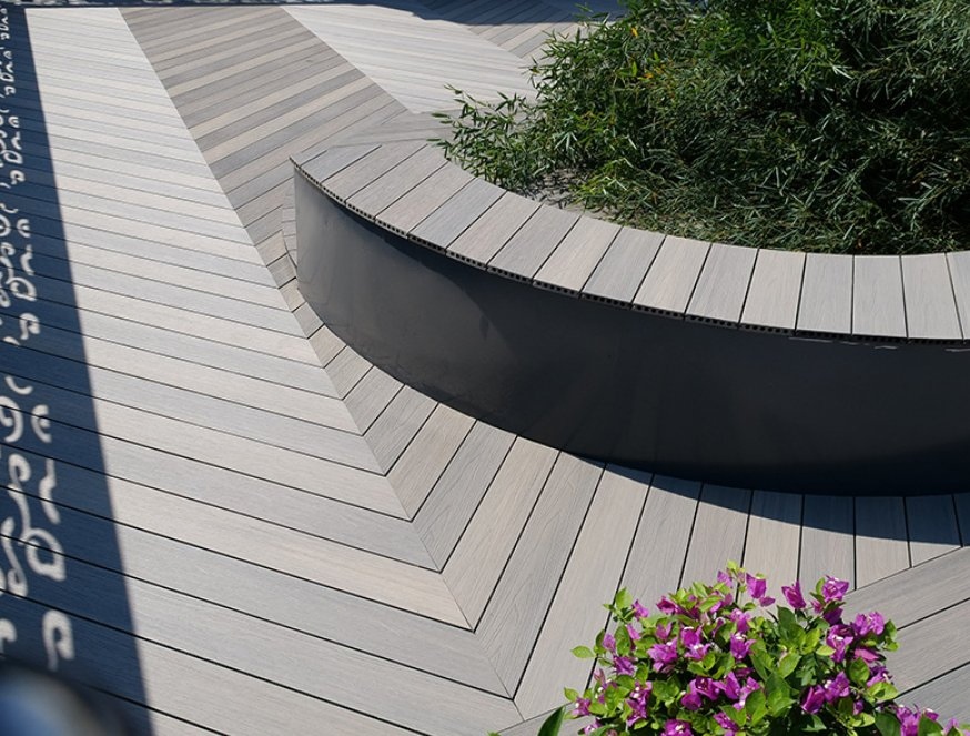 Eco-Friendly Anti-Slip Waterproof WPC Decking for Park Brushed Easily Aessembled Wood Plastic Composite Decking Decking