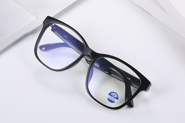 Hot Selling Multifunctional Sunglasses Multi-Language Translation Mg12 Smart Glasses