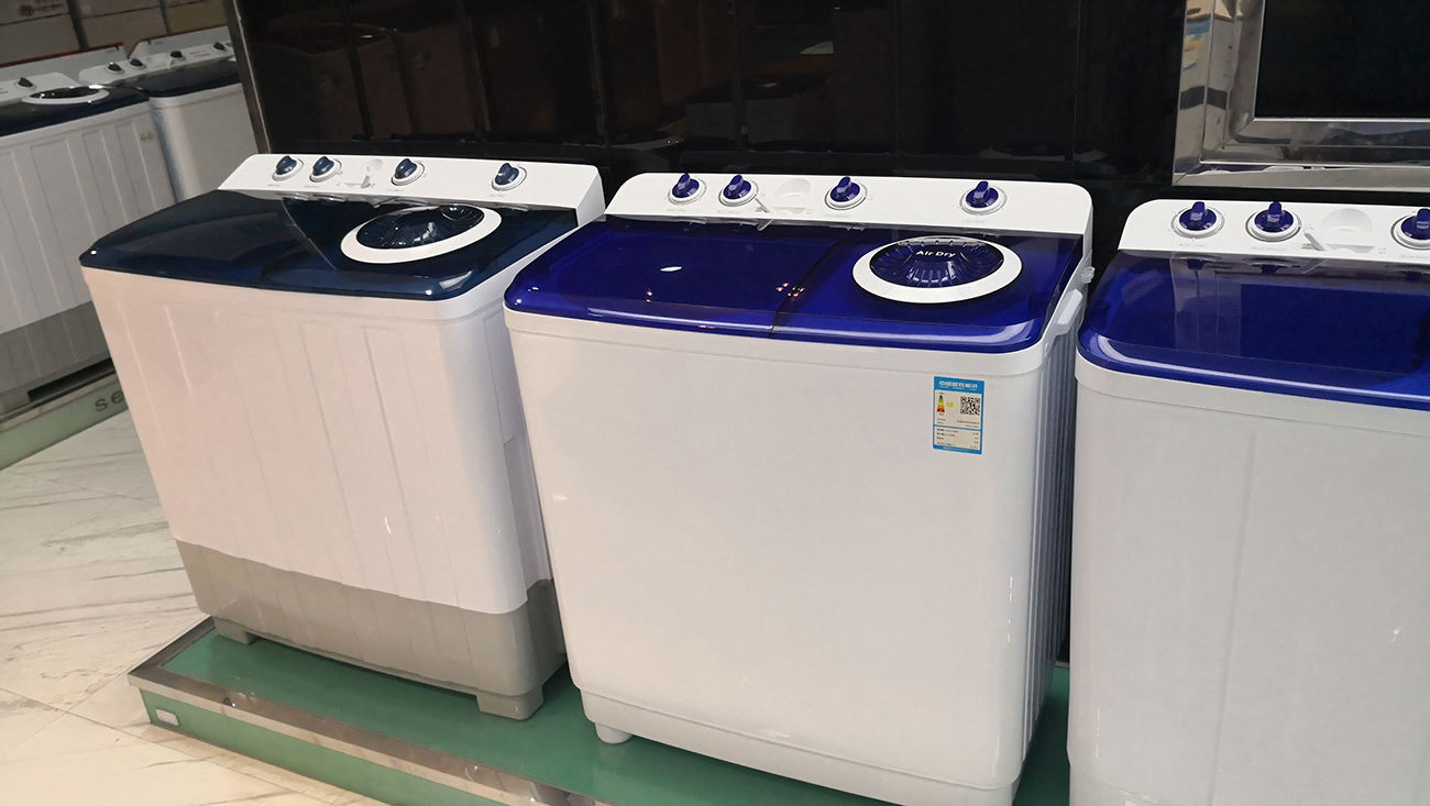 Low Noise 4kg Twin Tub Semi Automatic Washing Machine Small Size