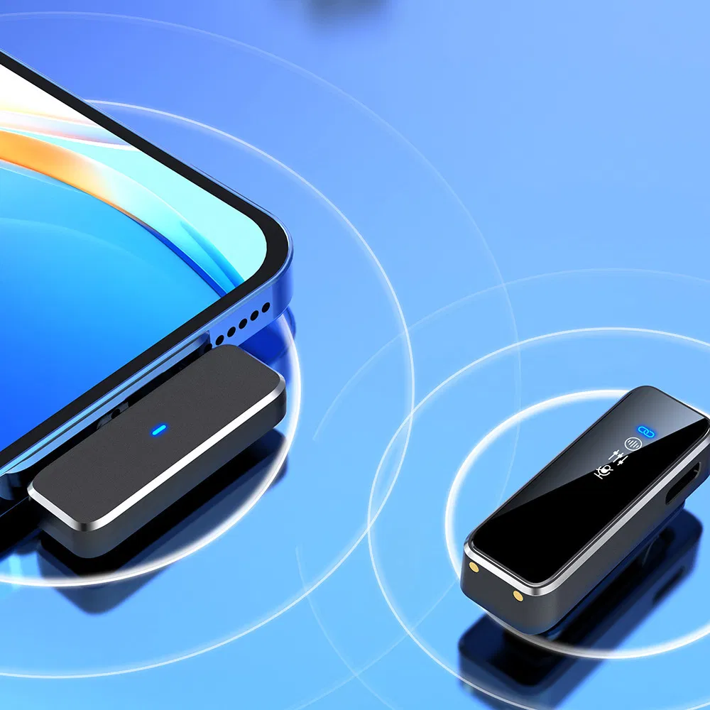 Hot Selling Wireless Collar Clip Mobile Phone Live Audio Reception Microphone