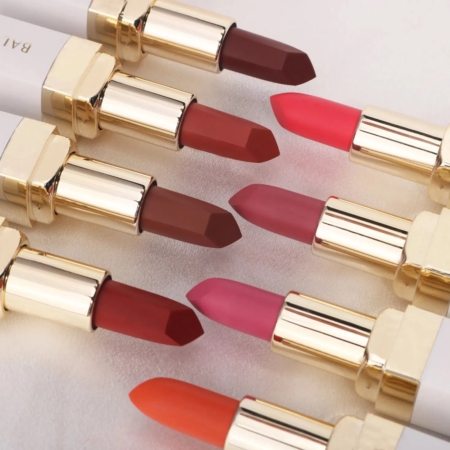 Private Label Long-Lasting Velvet Soft Matte Satin Lipstick