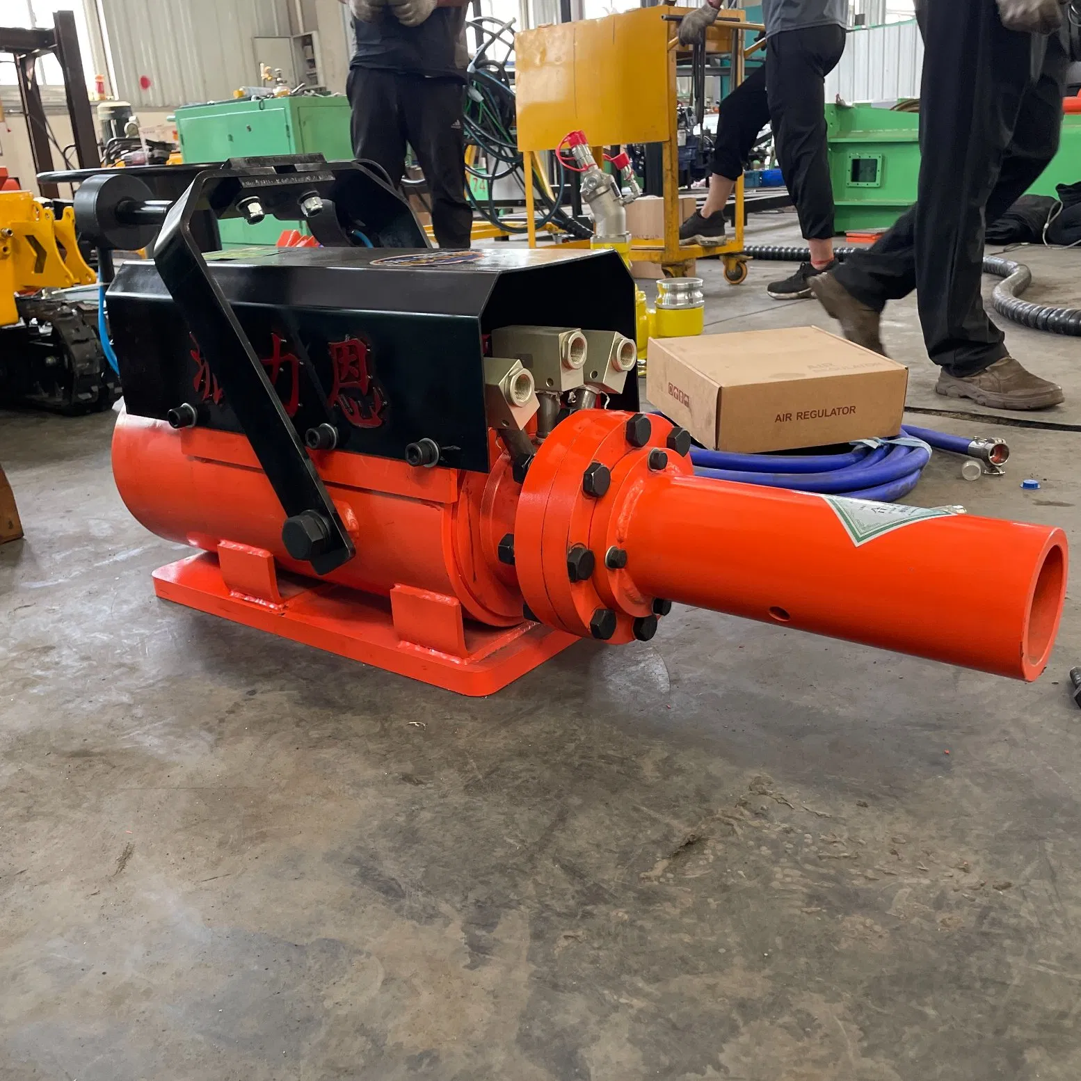 Пневматический молоток для обрубки литников PaiLiEn