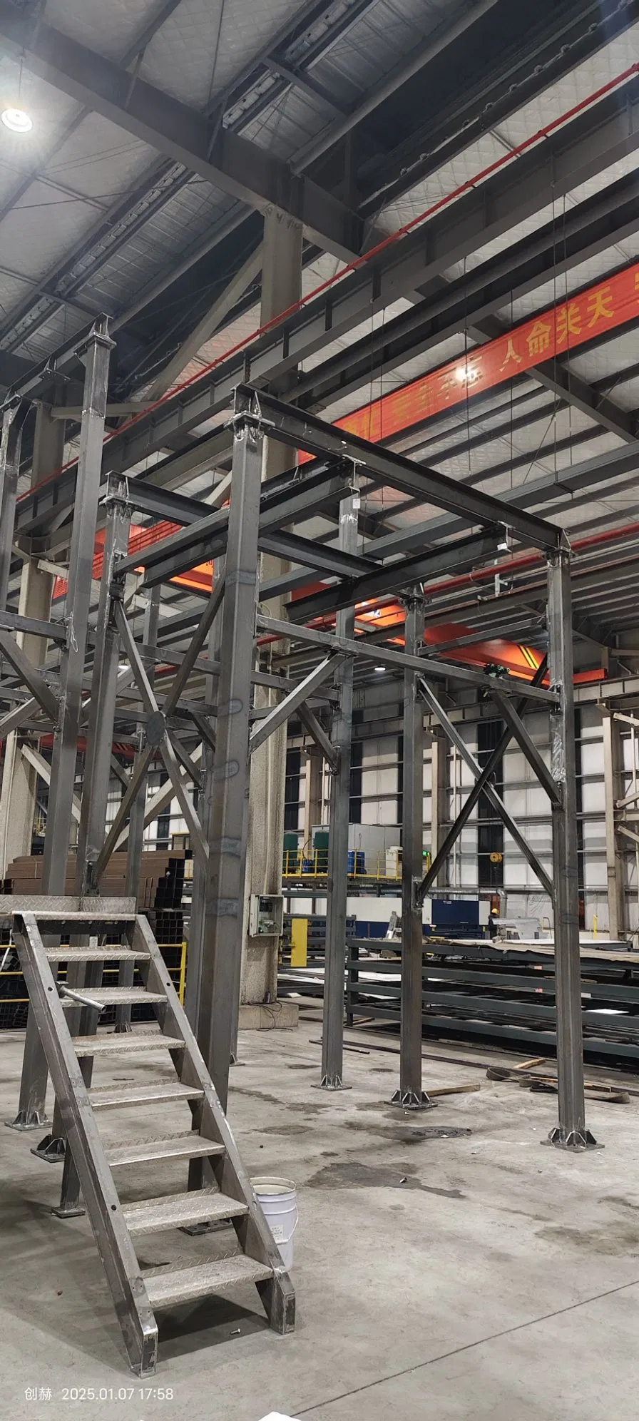 Customized Newel Posts Commercial Steel Staircases for Factory Workshop