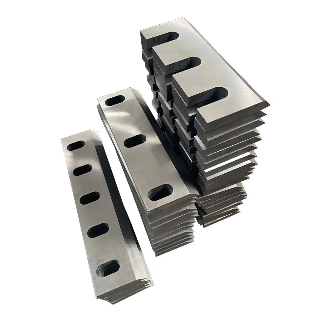 Efficient Knife with St5 Steel Blade for Precision Cutting