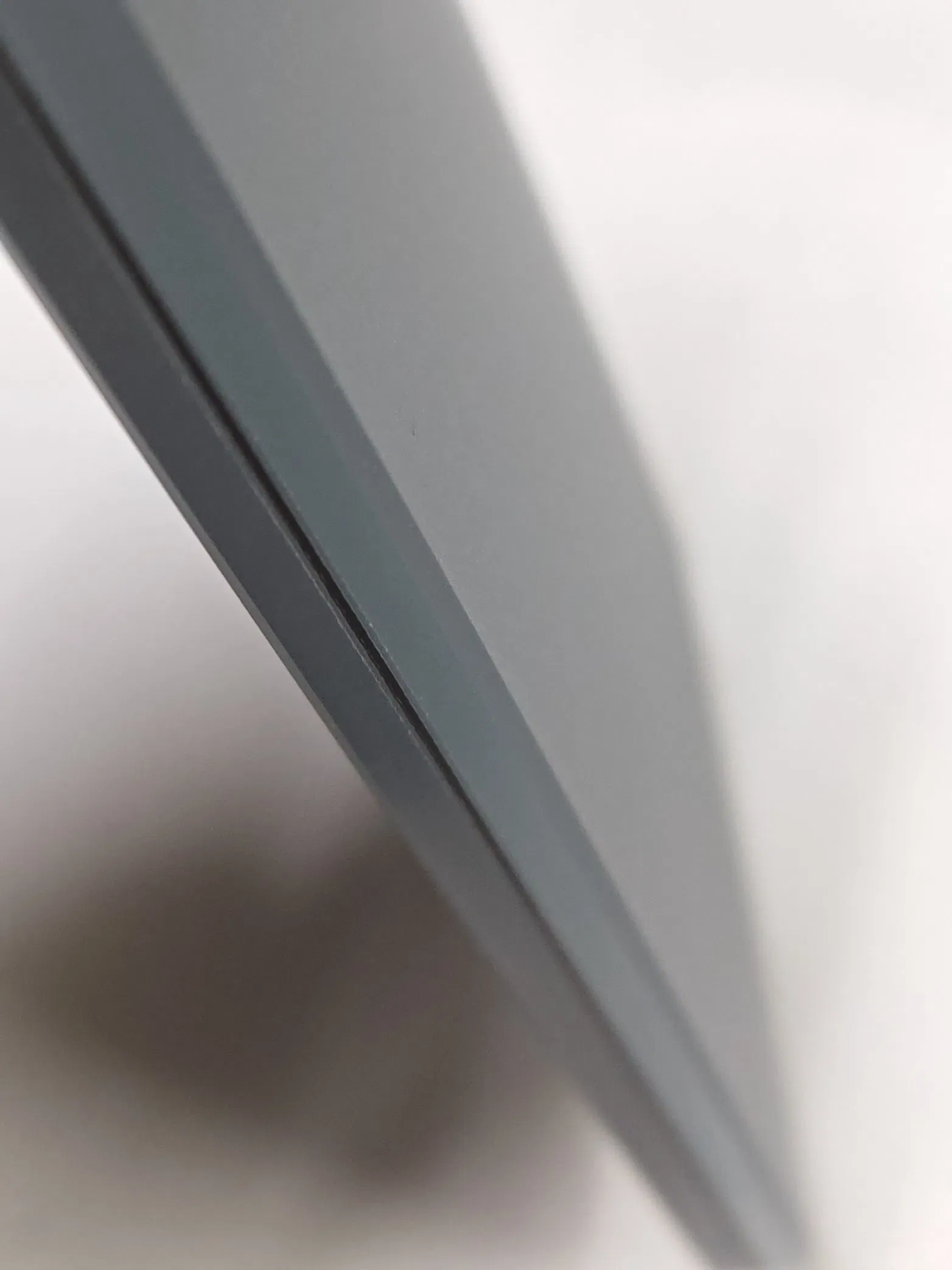 Custom Laminated Glass Solutions for Modern Architectural Designs