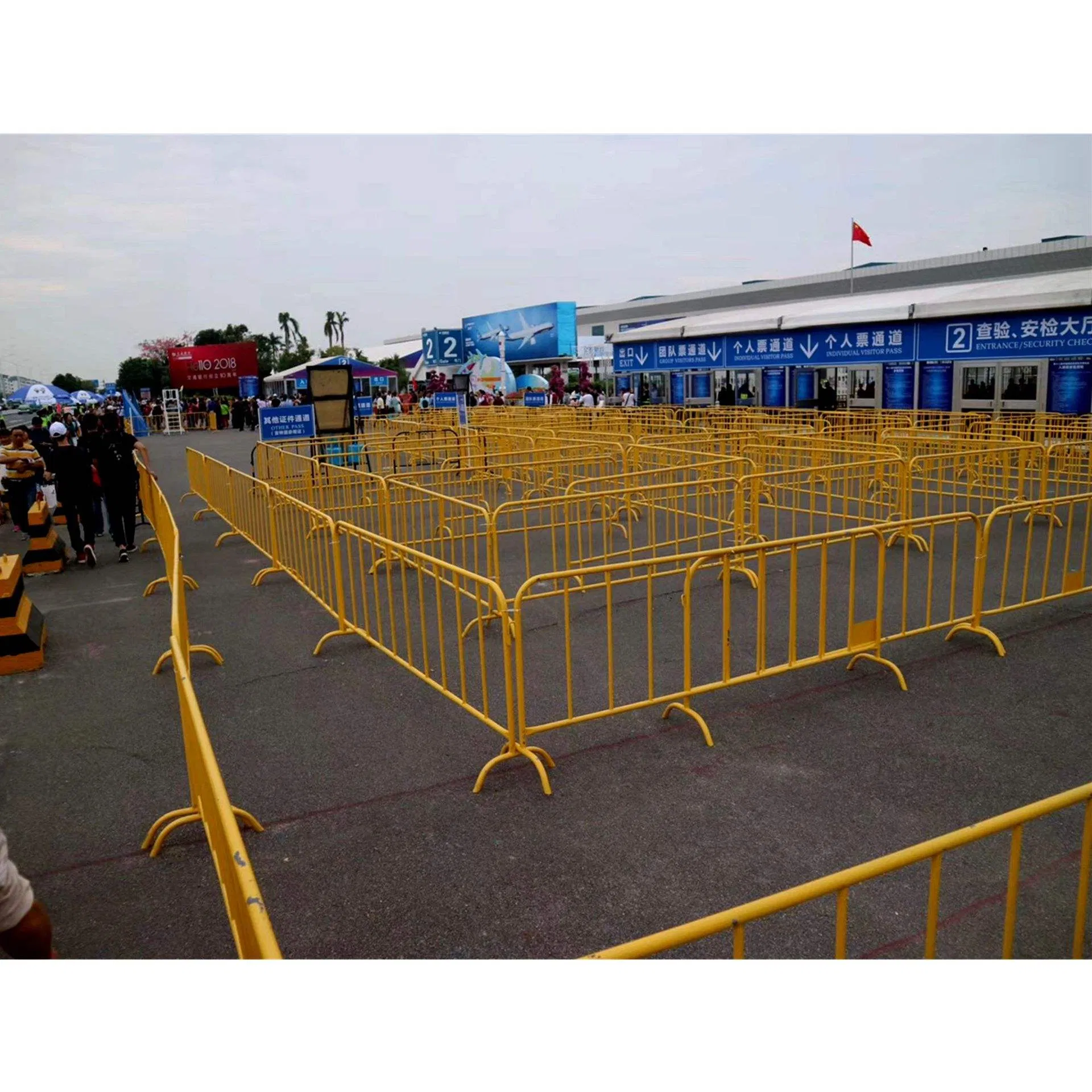 Removable/Detachable Foot Crowd Control Barrier