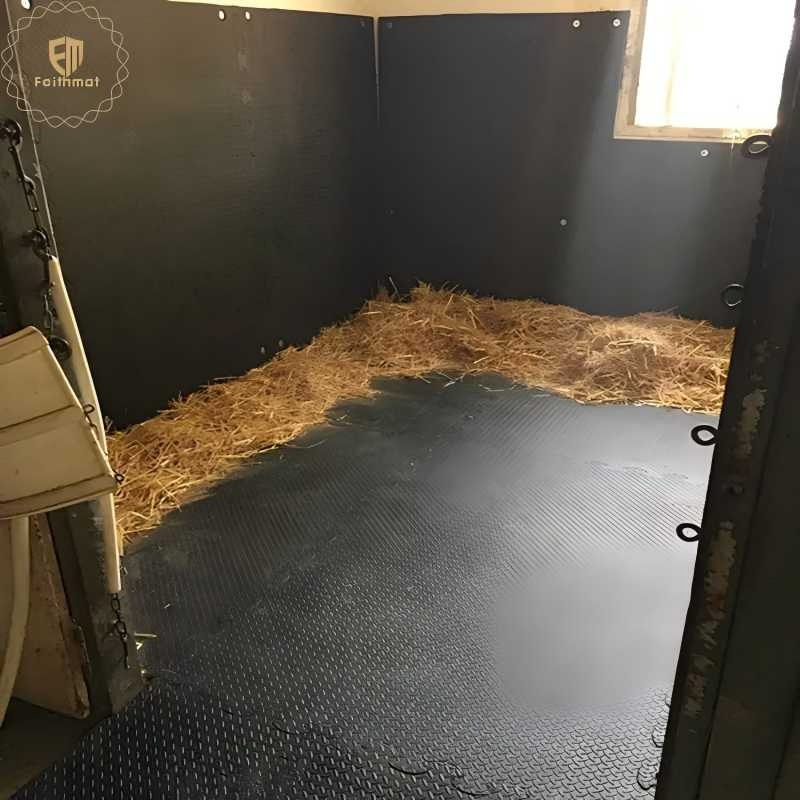 China Made Interlocking Horse Stall Mat ISO Certified 20mm Rubber Tiles