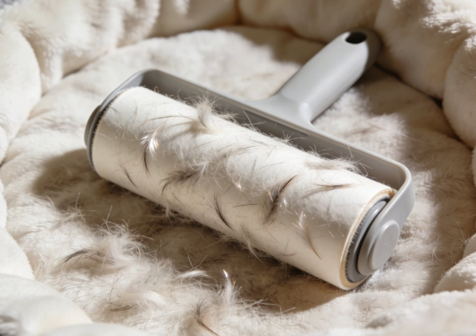 Durable Pet Hair Removal Tool - Washable Lint Roller for Deep Cleaning of Carpets and Upholstery