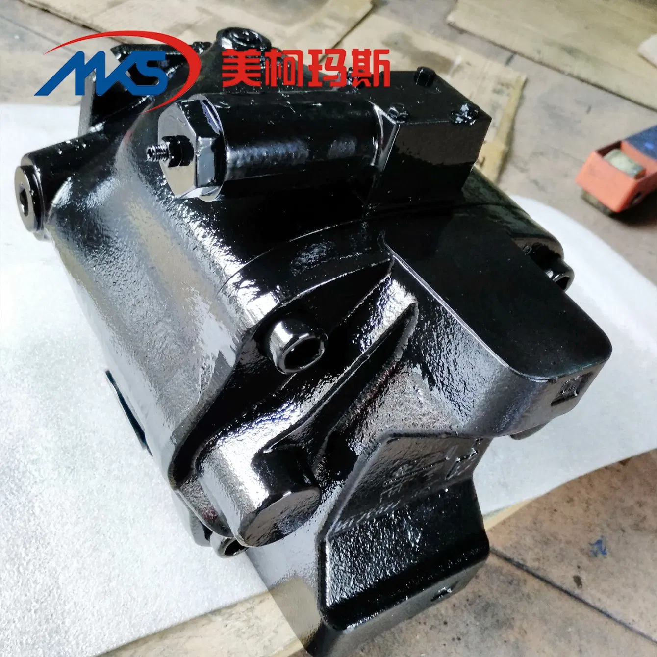 in Stock Agriculture Industrial Machine Excavator Repair Spare Part Accessory 705-41-02320 PC27 35mr-1 PC28uu-3 Hydraulic Main Gear Piston Oil Motor Pump