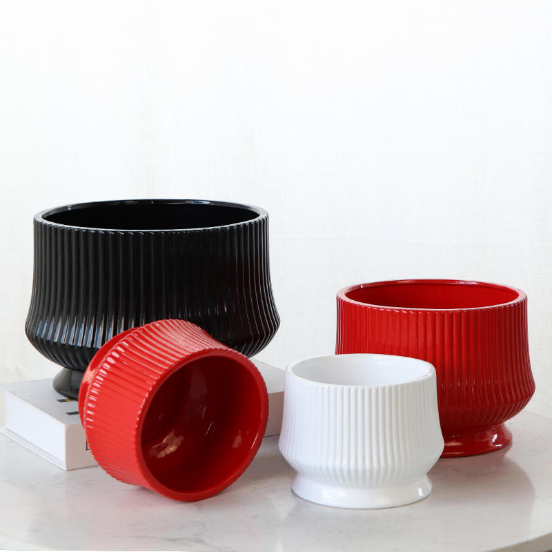 Керамический горшок для цветов с кашпо