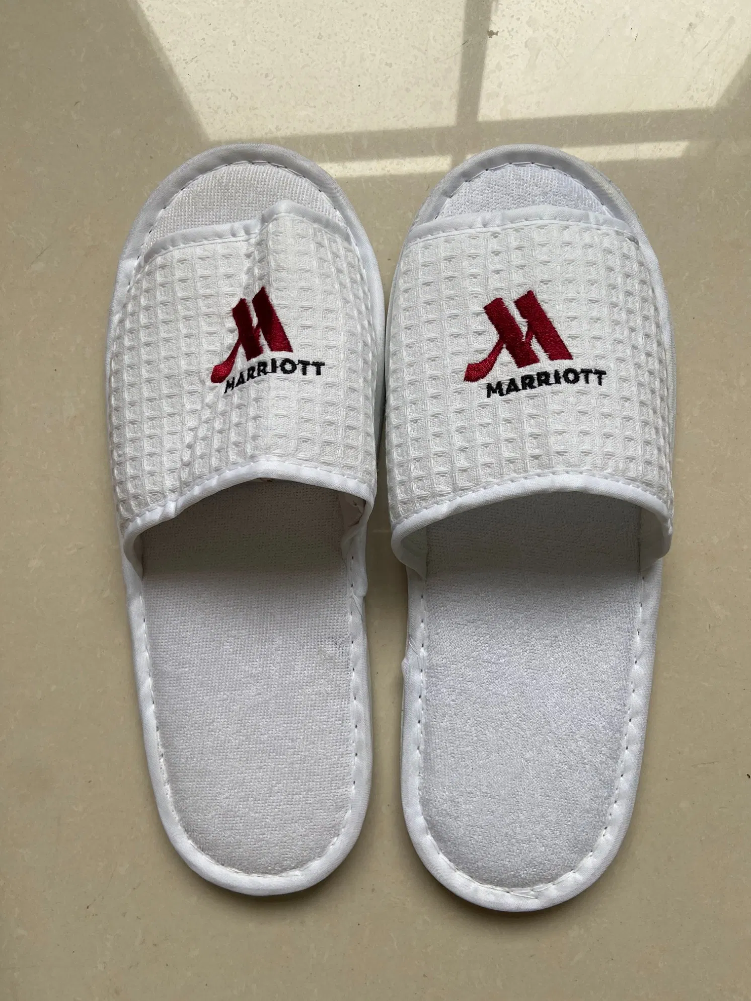 Custom Guest Room Flight Disposable Slippers for Airline, SPA and Hotel