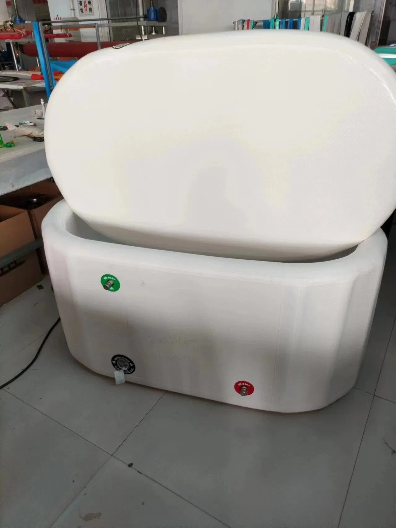 Портативная ванна для восстановления спортсменов с крышкой