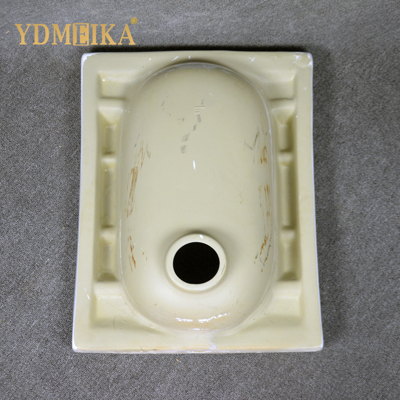 Modern Style Squat Type Medium-Sized Ceramic Wc Urinal Toilet Pan Wholesale Manufacturers Bathroom Squatting Pan