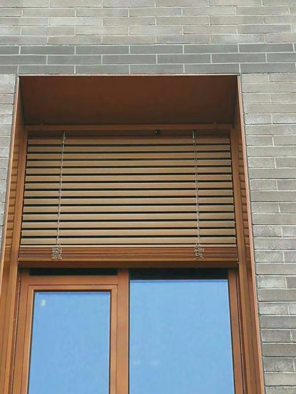 Aluminium Waterproof Blinds (TMWB002) with Remote Control