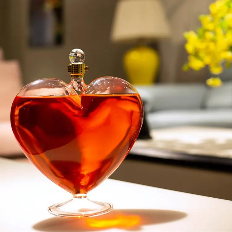 Heart-Shaped Empty Creative Art White Wine Bottle Transparent Lead-Free Sparkling Wine Bottle