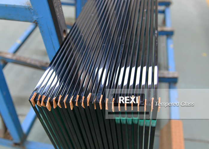 Premium Black Tempered Glass Sheets 8mm and 10mm from Shandong