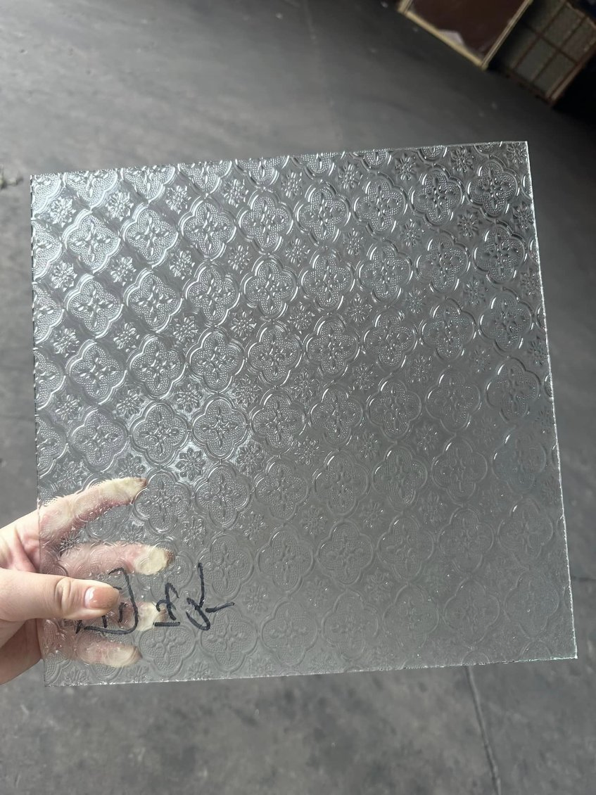 3-8mm Clear Nashiji Karatachi Flora Moru Diamond Patterned Textured Manufacturers Glass
