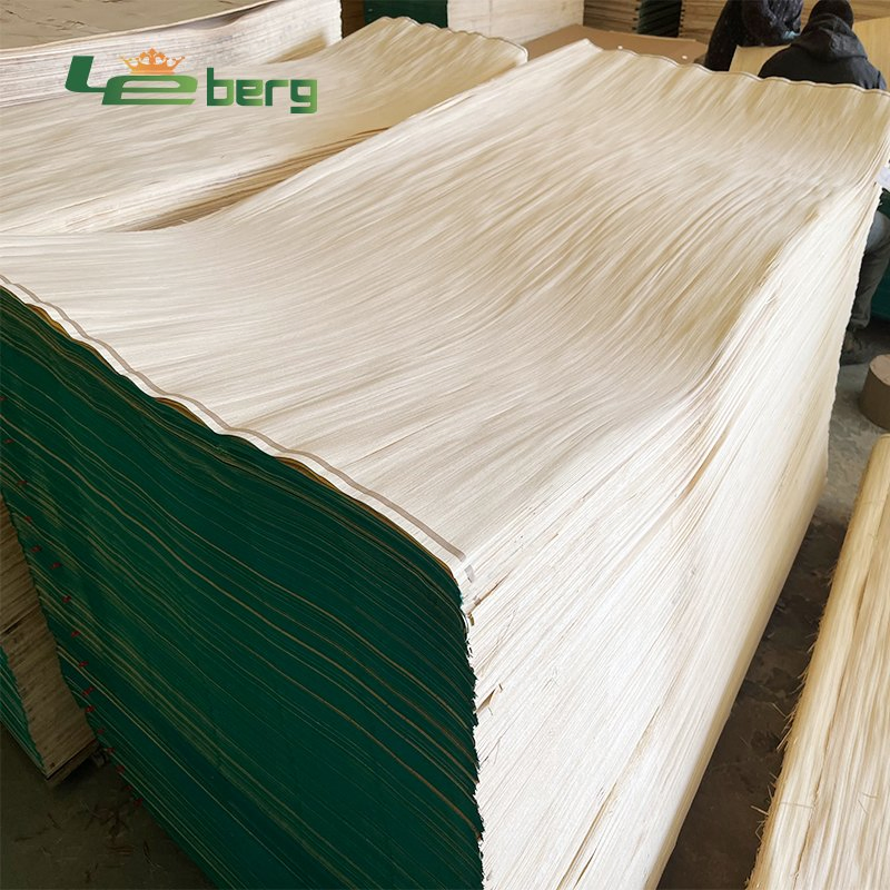 White Engineered Poplar Veneer/EV Veneer /Recon Veneer Thickness 0.1-1mm