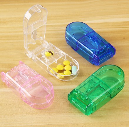 Clear Plastic Rectangular Pill Box with Drug Cutter Medicine Divider Pill Storage Case Box