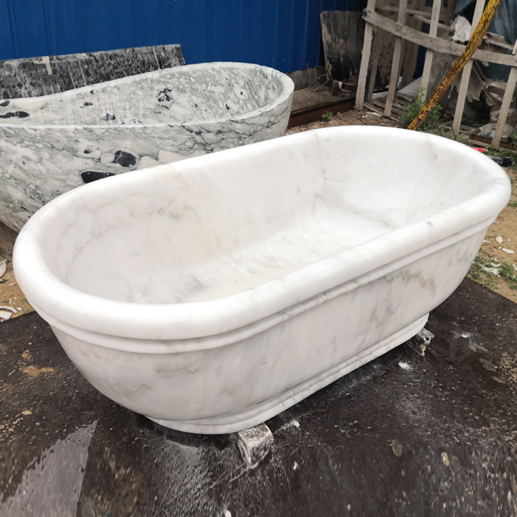 Большая ванна из цельного камня ручной работы