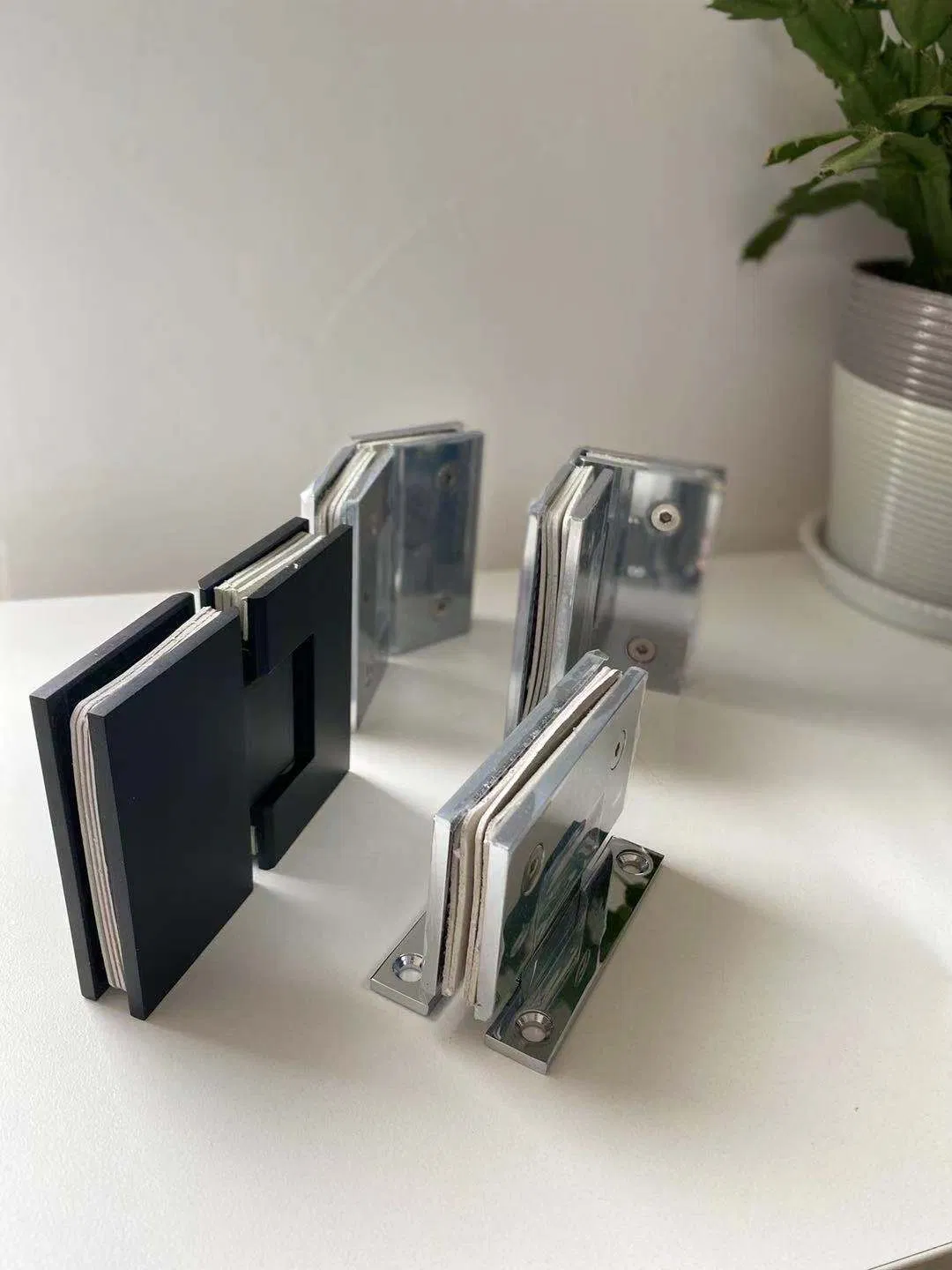 Stainless Steel 135 Degree Glass to Glasss Shower Hinge