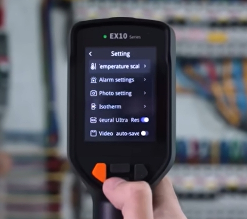 Ex10 Handheld Thermal Camera with Ai Super-Resolution & 320×240 IR Resolution