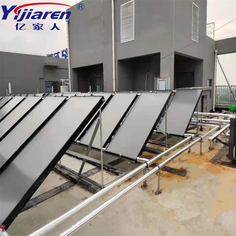 Плоский солнечный коллектор и тепловой насос для нагрева воды