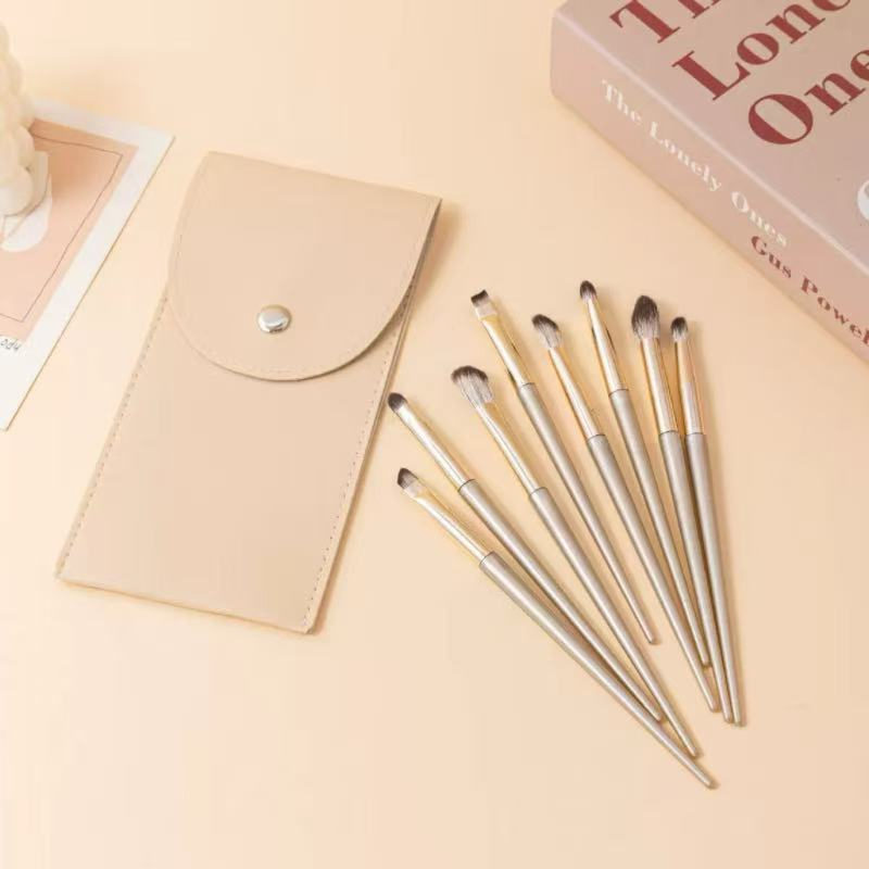 Factory Exclusive Blade Silhouette Smudge Eyeliner Detail Tool Makeup Brush Set