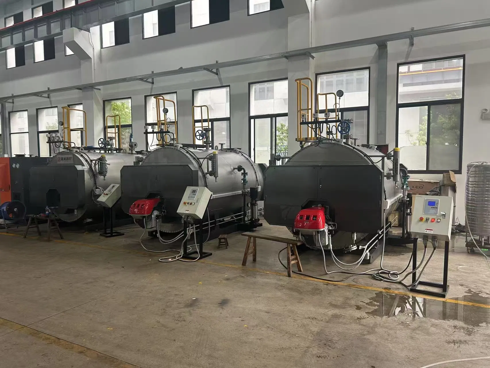 Промышленный газовый парогенератор 4 тонны WNS