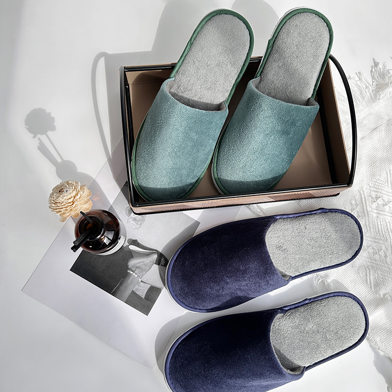 Hot Sales Personalized Nap Fabric Disposable Hotel Slippers with EVA Soles