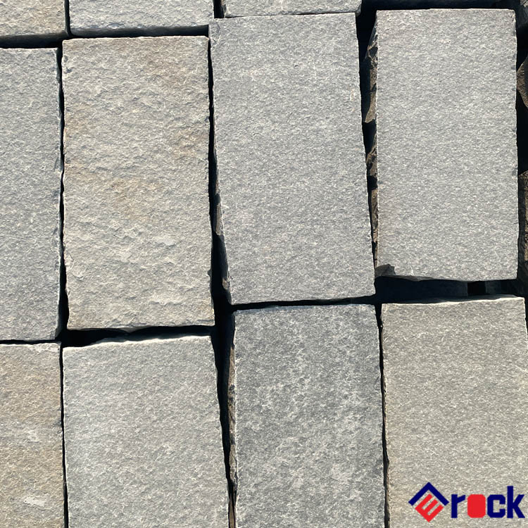 Discount Price Factory Direct Flamed Finish Black Basalt Paving Stone for Driveway Pavers