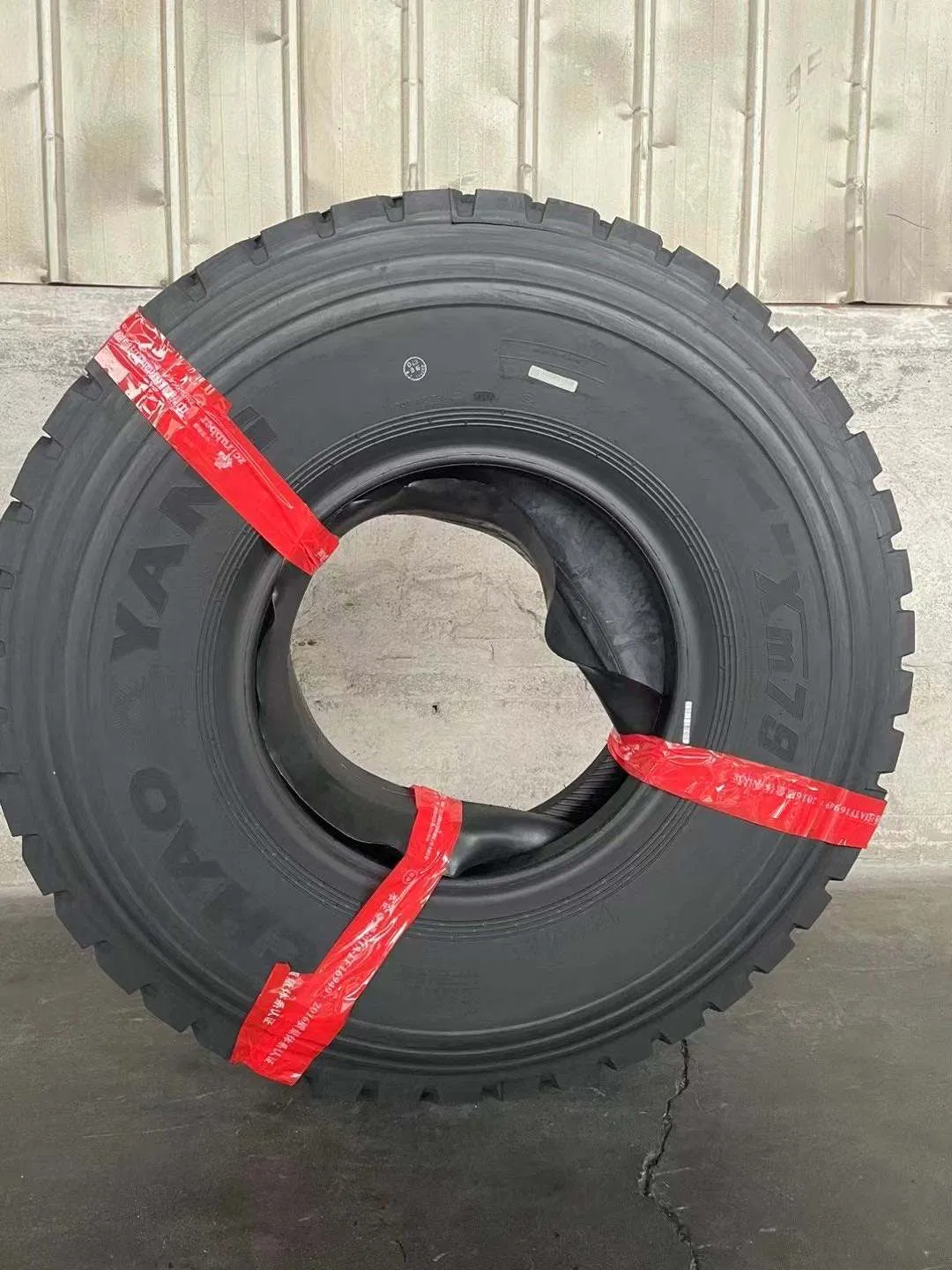 Грузовая шина Chaoyang Goodride 12.00R20