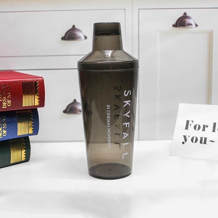 Пластиковый коктейльный шейкер KKS