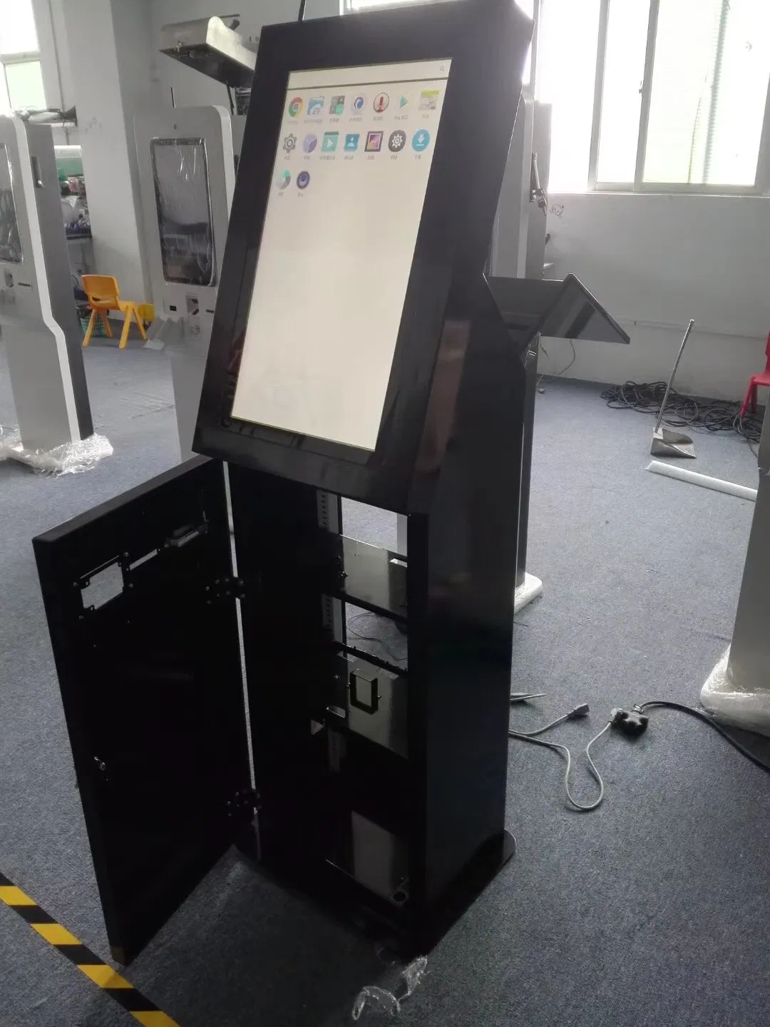 HD Touchscreen Self-Service Payment Kiosk Indoor Free Standing Payment Kiosk with Cash Validator