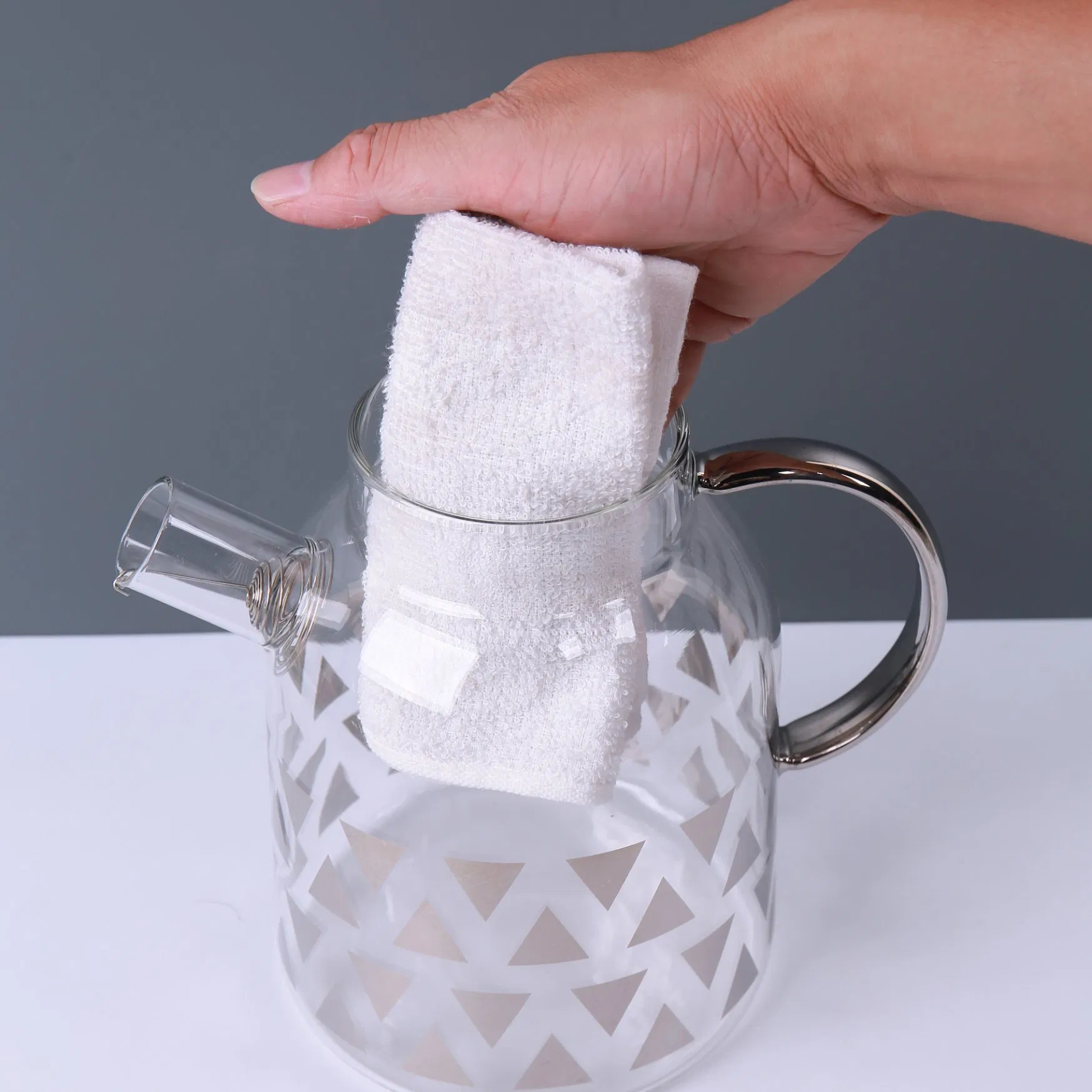 1.8L Borosilicate Glass Water Pot Glass Teapot with Handle