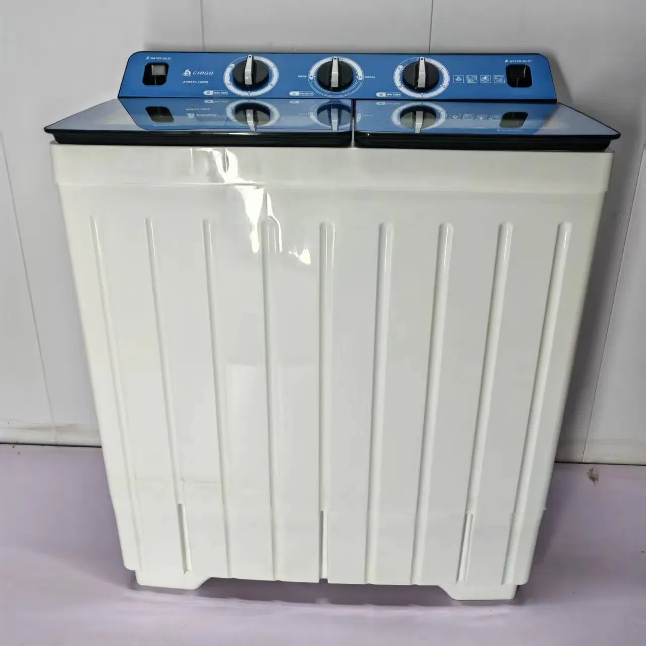Hot Selling 11kg Full English Semi-Automatic Twin-Tub Washing Machine