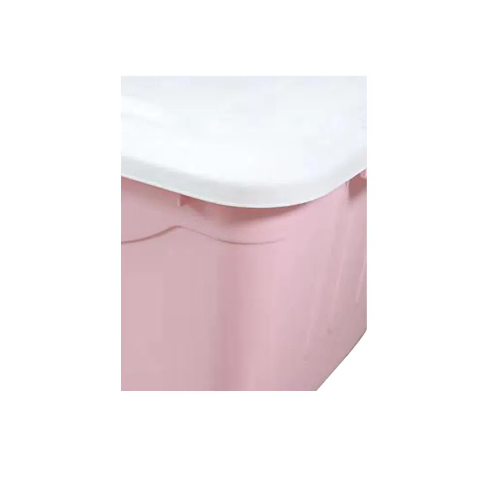 Большой пластиковый контейнер для хранения с крышкой