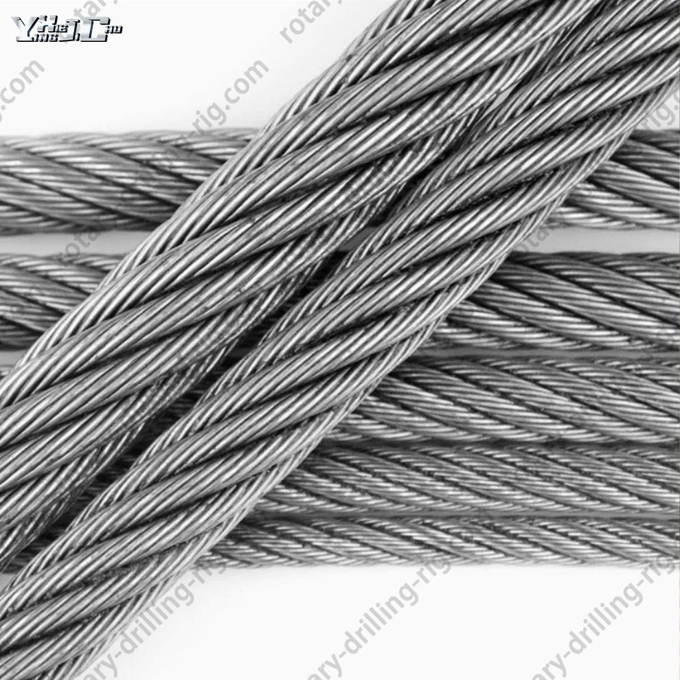 Буровой роторный станок с канатным приводом