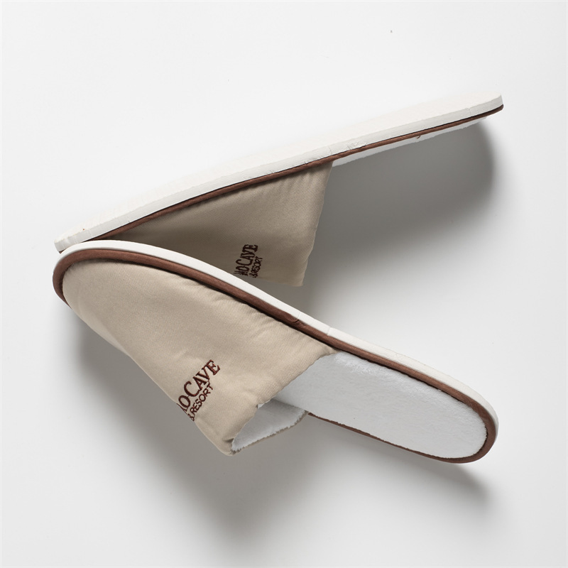 Soft and Breathable Twill Gauze Slippers for Long-Haul Flights