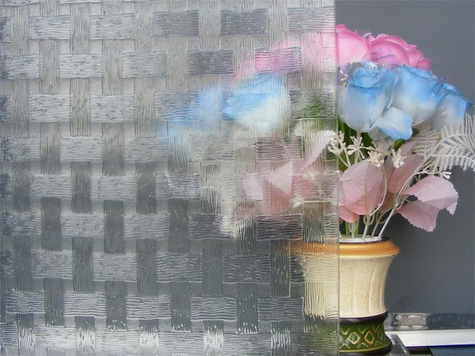 China Manufactured 3mm 4mm 5mm 5.5mm 6mm Millienium Patterned Rolled Glass