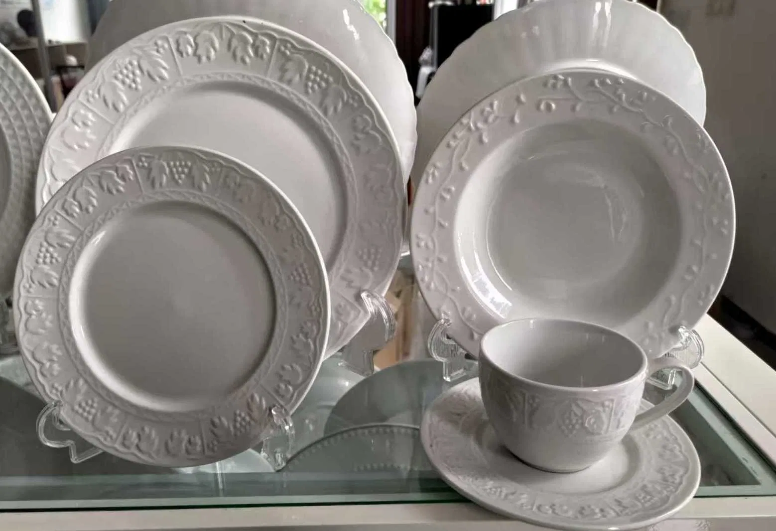 Ceramic Dinner Sets with Custom Logo