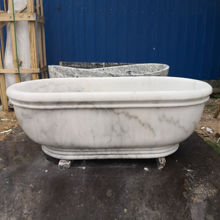 Большая ванна из цельного камня ручной работы