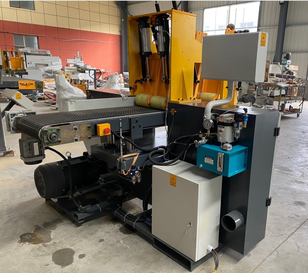 Станок ленточнопильный горизонтальный по дереву MJ3928