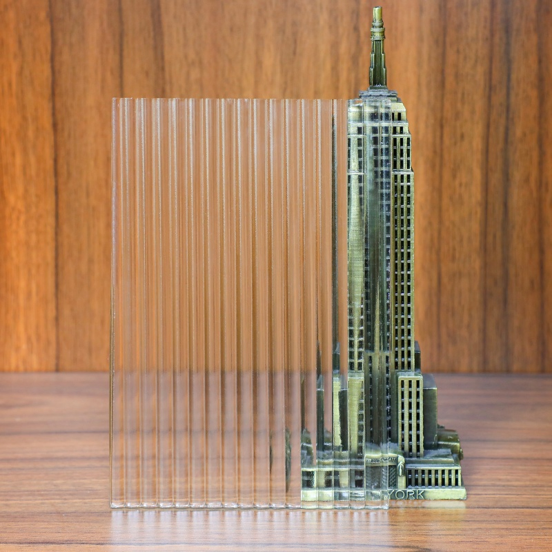 Crystal Clear Moru Pattern Glass and Flutelite-B Pattern Glass for Building