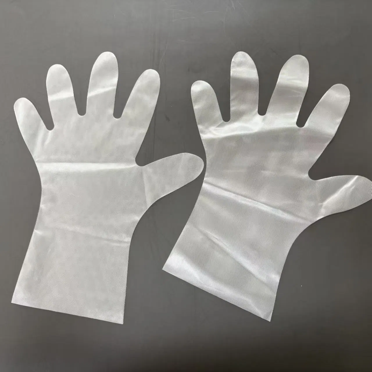 Long-Cuff CPE Disposable Gloves to Protect Wrists During Cleaning and Washing Tasks.