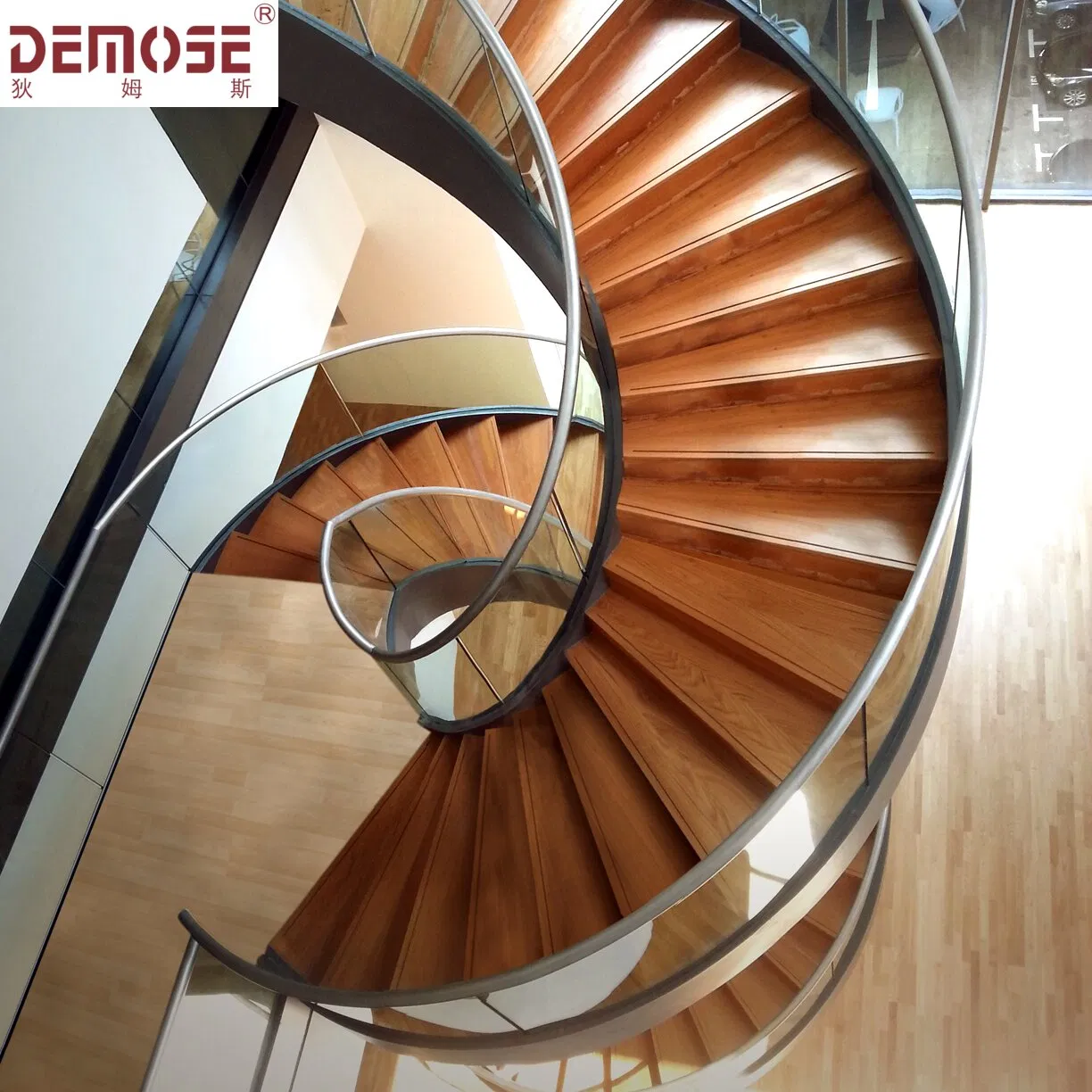 Factory Direct Sale Wooden Glass Baffle Stainless Steel Handrail Spiral Staircase (DMS-1051)