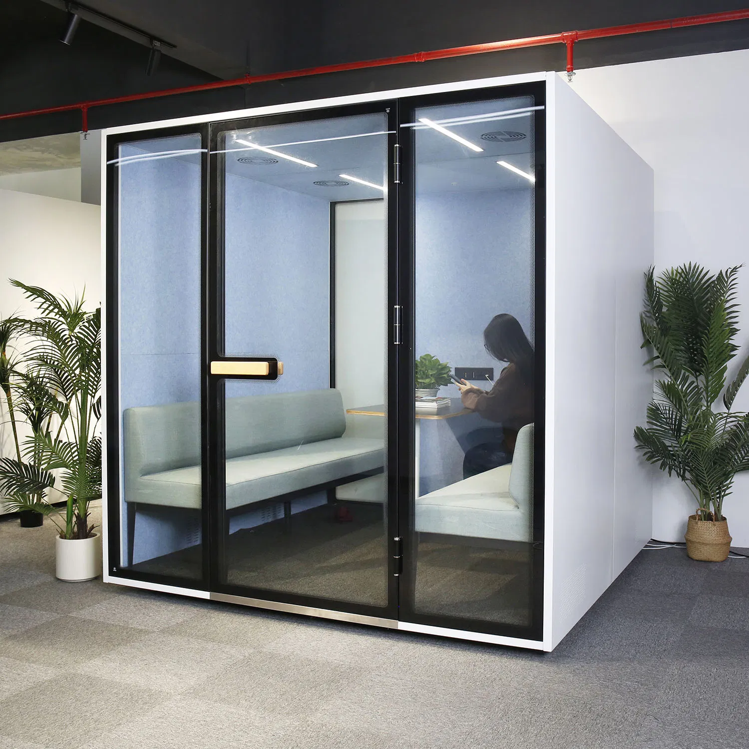 Premium Privacy Coworking Soundproof Work Pod for Office or Home Use